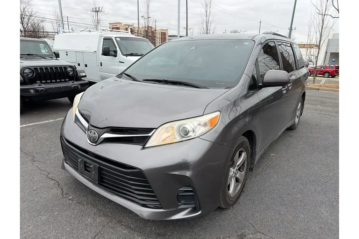 $23000 : Toyota Sienna 2019 LE 7-Pass image 7