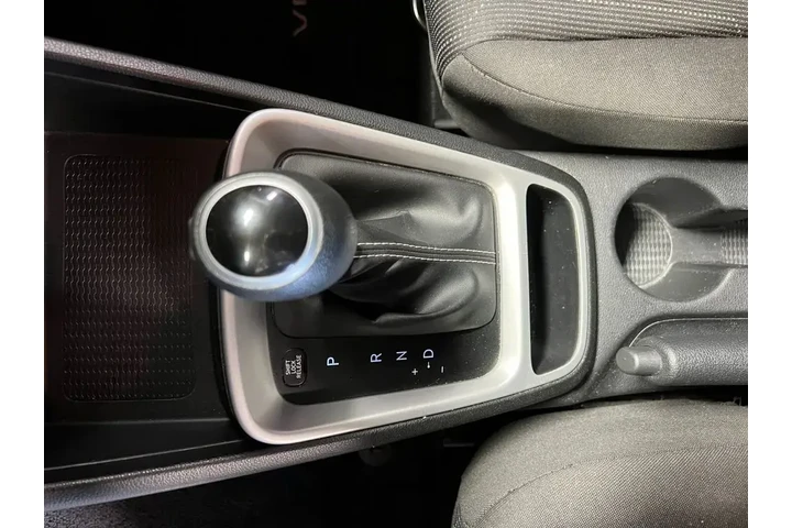 $17500 : Hyundai VENUE 2023 SE 4dr Cr image 9