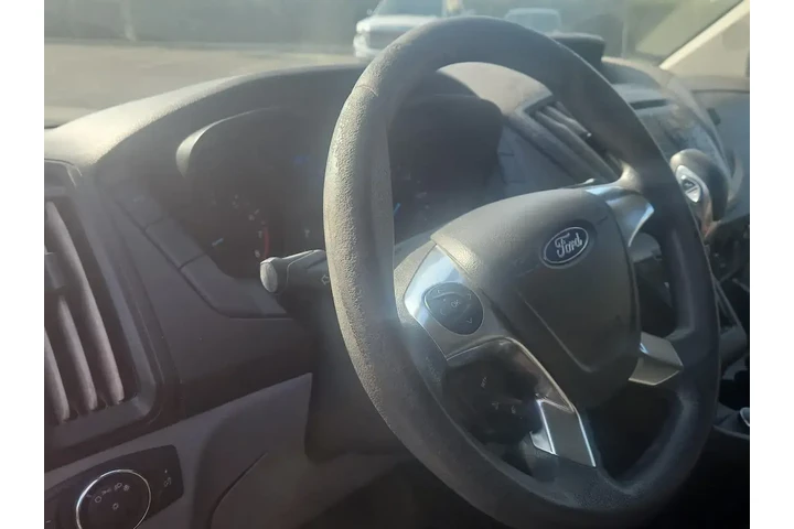 $21500 : Ford Transit 2017 350 XL 3dr image 2