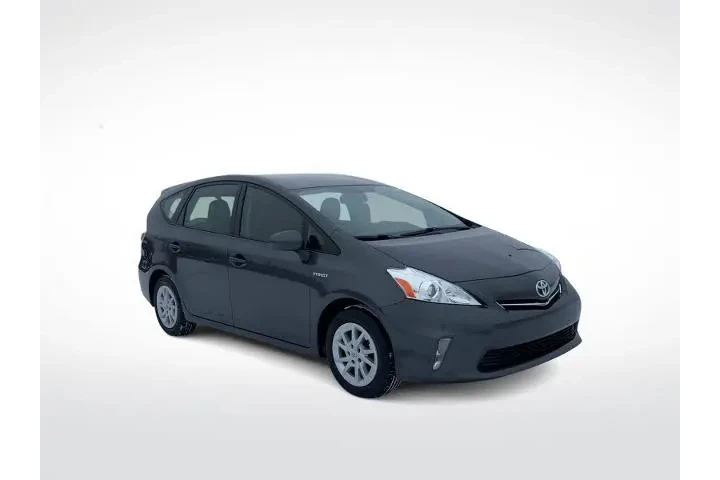 $12995 : Toyota Prius v 2014 Three 4d image 2