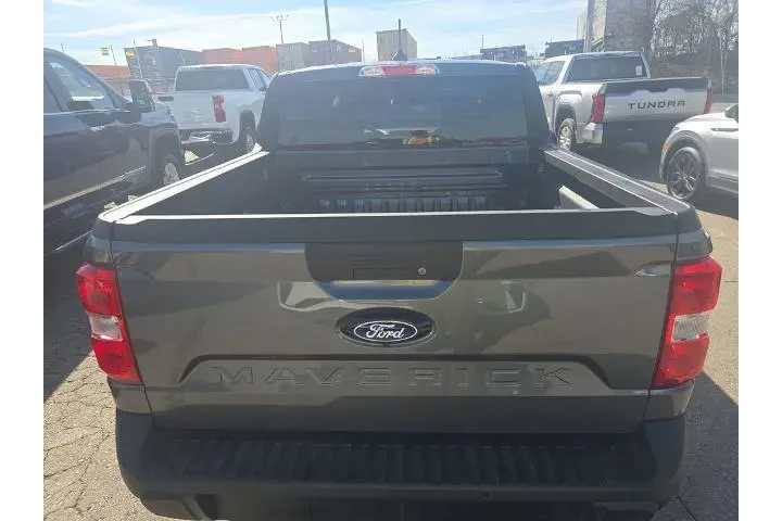 $27499 : Ford Maverick 2025 AWD XL 4d image 5