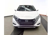 $17994 : Nissan Versa 2025 SV 4dr Sed thumbnail