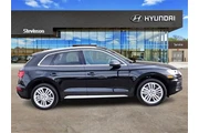 $23800 : Audi Q5 2019 AWD quattro Pre thumbnail