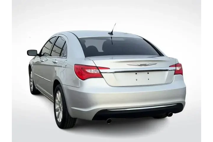 $2900 : Chrysler 200 2012 Touring 4d image 7