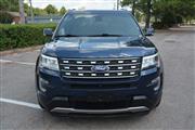 2017 Explorer Limited thumbnail