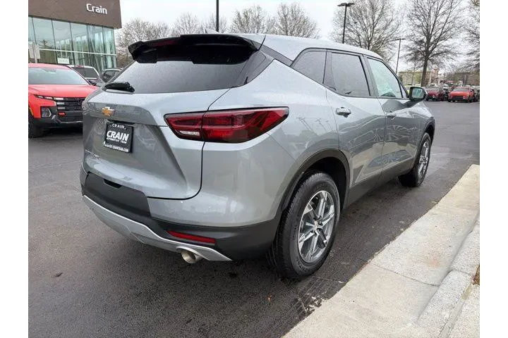 $29989 : Chevrolet Blazer 2025 AWD LT image 6