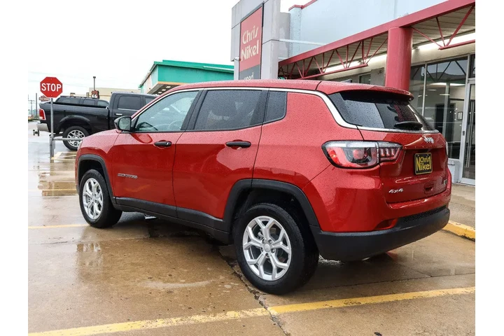 $23587 : 2024 Compass Sport 4x4 image 6