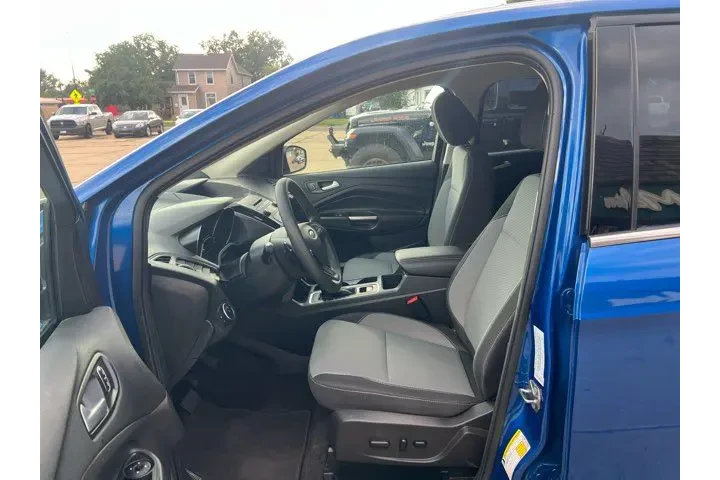 $12995 : 2017 Escape SE | Dickinson ND image 10