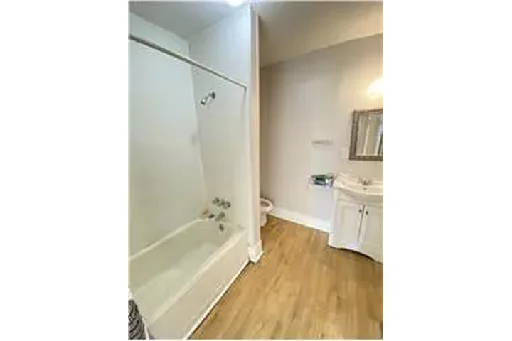 $1700 : Rental property with 3 bedro image 9