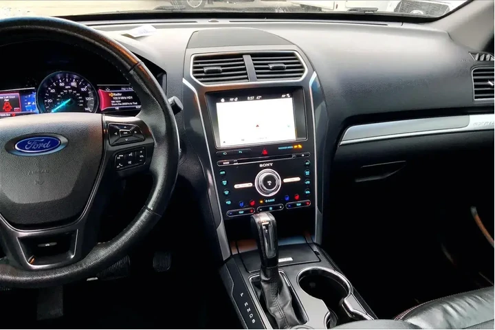$14588 : Ford Explorer 2017 AWD Sport image 6