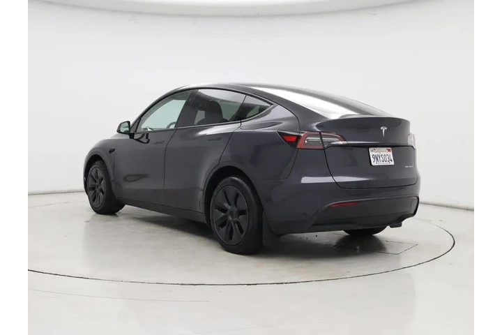 $38998 : Tesla Model Y 2024 AWD Long image 2