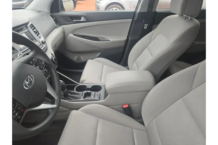 $12946 : Hyundai TUCSON 2016 AWD SE 4 image 5