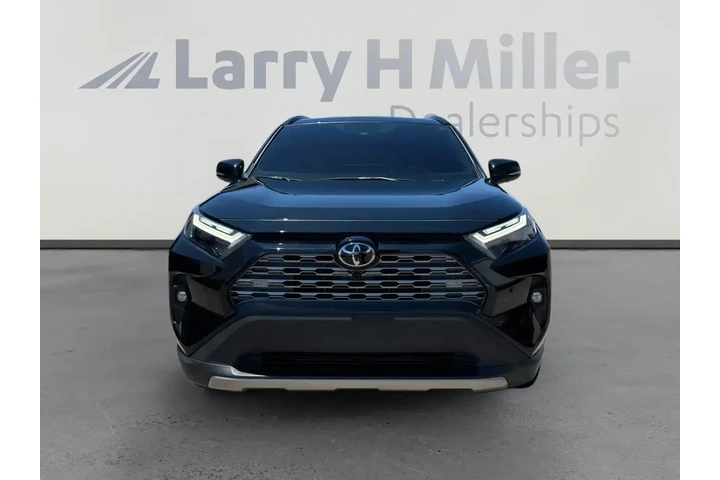 $39487 : Toyota RAV4 2025 AWD Limited image 7
