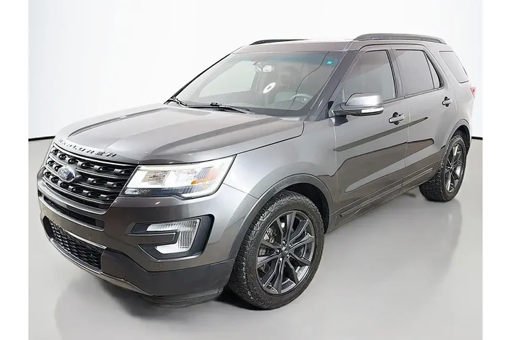 $10179 : Ford Explorer 2017 AWD XLT 4 image 8