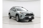 Toyota RAV4 2023 AWD XLE Pre