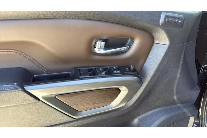 $23950 : Nissan Titan 2017 4x2 S 4dr image 10