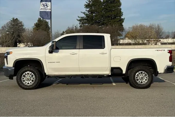 $39990 : Chevrolet Silverado 2500HD 2 image 7