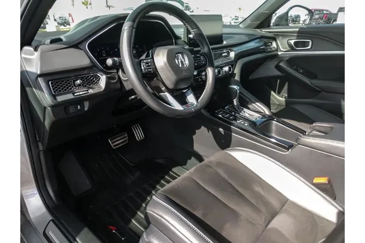 $34777 : Acura Integra 2024 4dr Liftb image 10