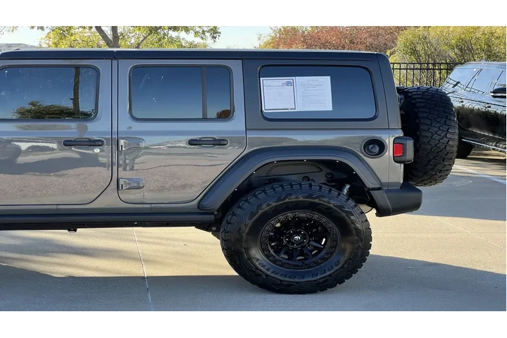 $27999 : Jeep Wrangler Unlimited 2022 image 6