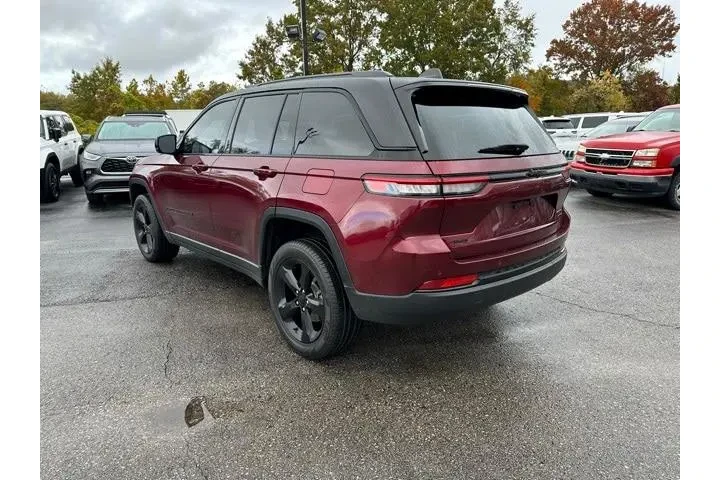 $36676 : Jeep Grand Cherokee 2024 4x4 image 4