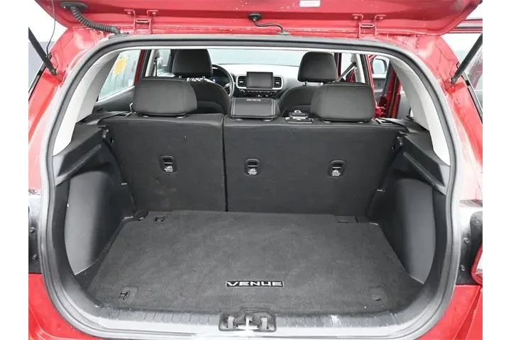 $16774 : Hyundai VENUE 2024 SEL 4dr C image 6