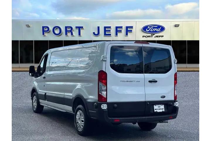 $24529 : Ford Transit 2020 250 3dr SW image 6