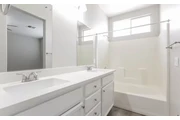$2300 : Available 3bed/2bath in NV USA thumbnail