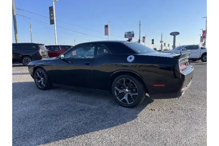 $9981 : Dodge Challenger 2018 SXT 2d image 3