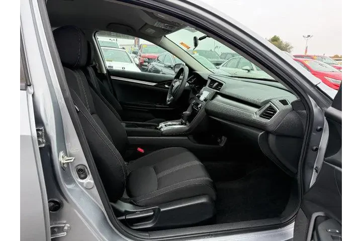 $17430 : Honda Civic 2017 LX 4dr Seda image 10