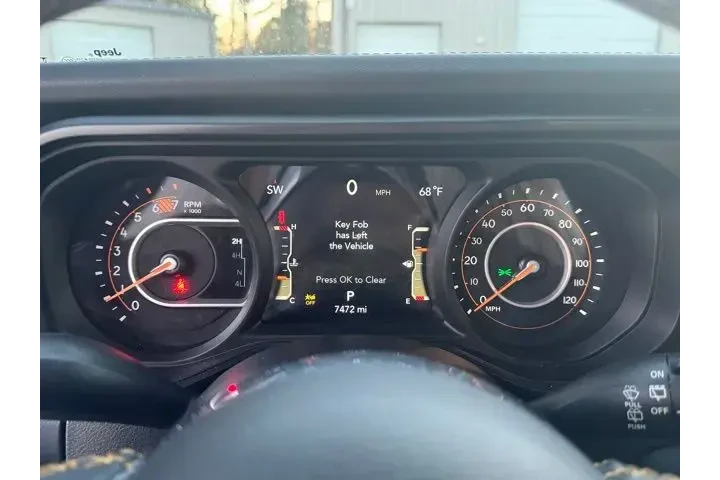 $39365 : Jeep Wrangler 2024 4x4 Sahar image 7