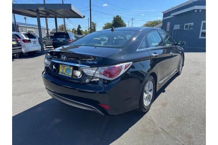 $9998 : 2013 Sonata Hybrid Limited image 6
