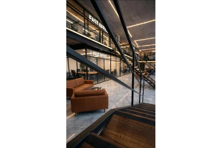 $8800 : Oficina 3 Premier Allius image 3