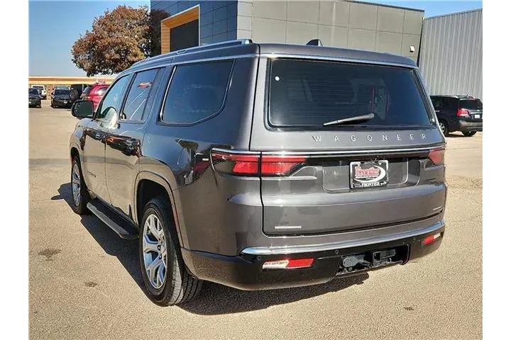 $38995 : Jeep Wagoneer 2022 image 3