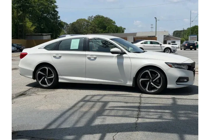 2019 Accord Sport image 8
