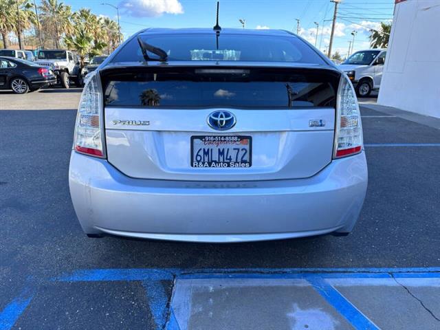 $9495 : 2010 Prius II image 5