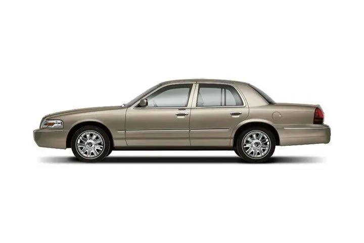 $8949 : 2008 Grand Marquis 4dr Sdn LS image 3