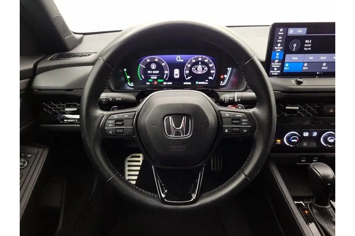$27998 : Honda Accord Hybrid 2023 Spo image 10