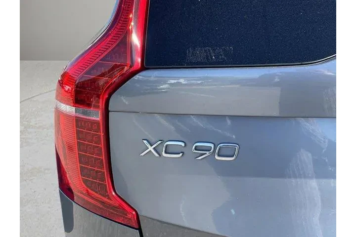 $18791 : Volvo XC90 2019 T5 Momentum image 9