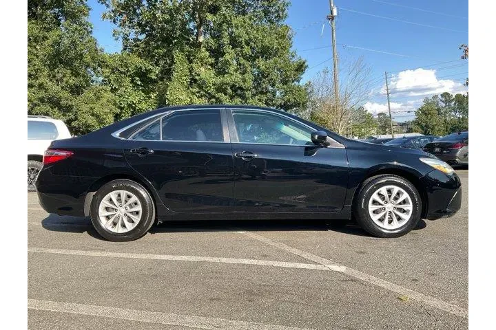 $9985 : Toyota Camry 2016 SE 4dr Sed image 4
