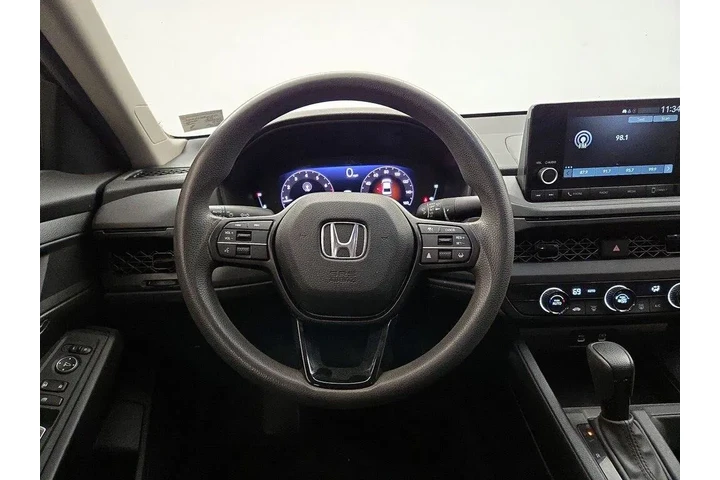 $24998 : Honda Accord 2023 LX 4dr Sed image 10