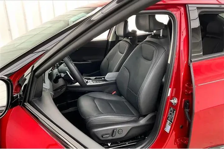 $22990 : Kia EV6 2023 AWD Wind 4dr Cr image 8