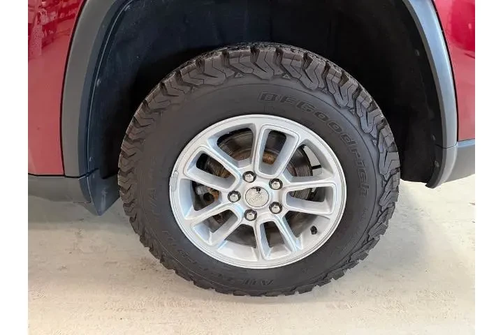 Jeep Grand Cherokee 2020 4x4 image 10