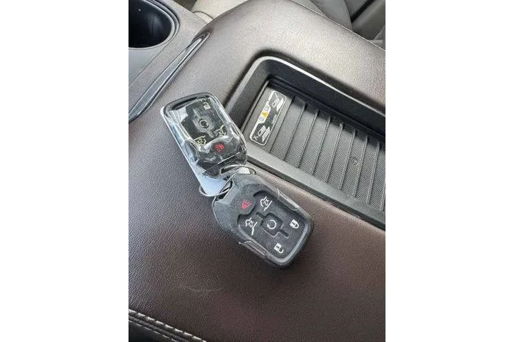 $13995 : Chevrolet Suburban 2016 4x4 image 9