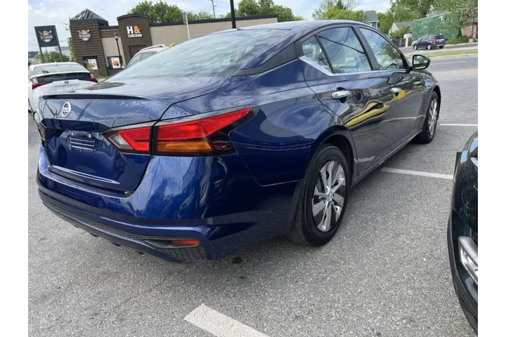 $9900 : 2022 Altima 2.5 S image 10