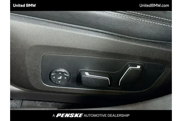$37960 : BMW 3 Series 2025 330i 4dr S image 4