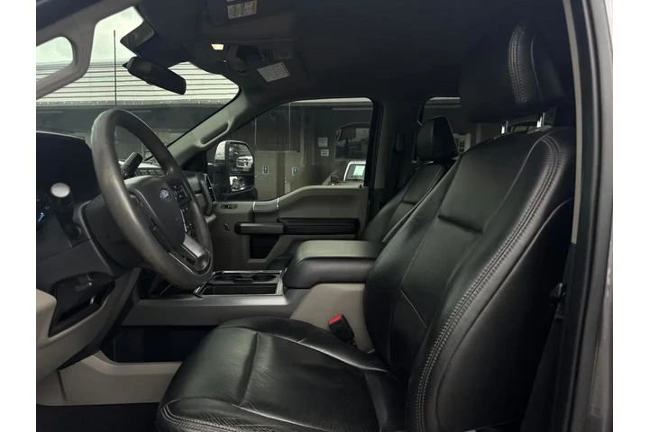 2022 F-250 SD XL Crew Cab 4WD image 7