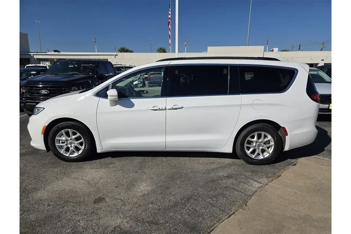 $22993 : Chrysler Pacifica 2022 Touri image 4