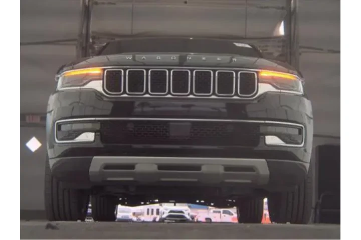 $37990 : Jeep Wagoneer 2022 4x4 Serie image 3