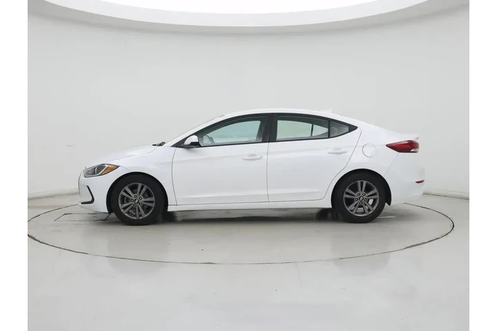 $13599 : Hyundai ELANTRA 2017 SE 4dr image 3