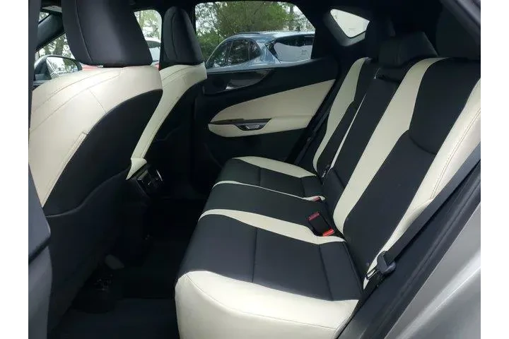 $33990 : Lexus NX 250 2024 4dr Crosso image 10